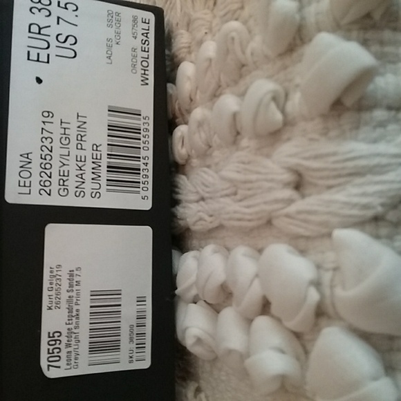 Kurt Geiger NIB Snakeprint Wedges 7.5 - Picture 10 of 10